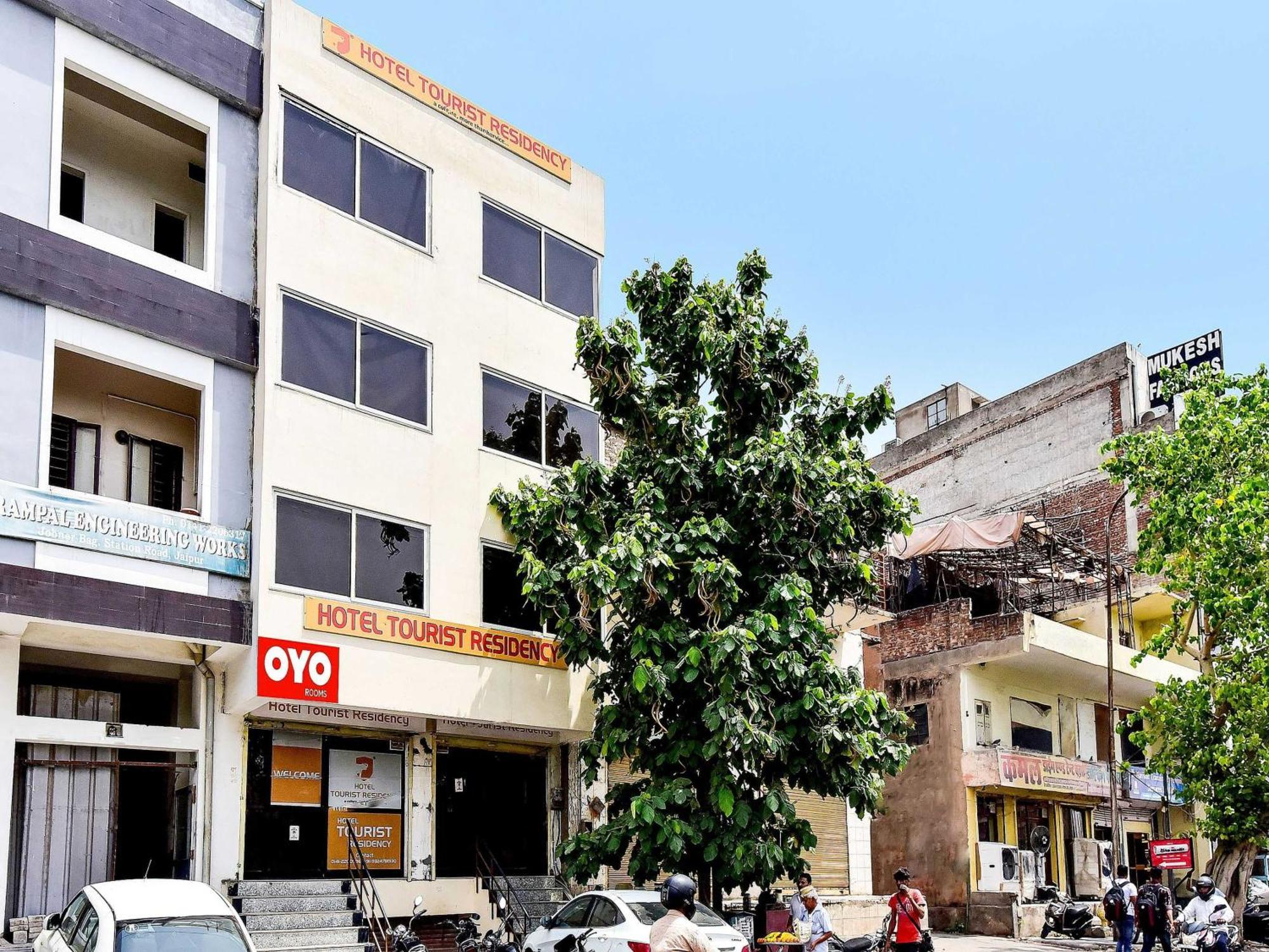 Super Hotel O Tourist Residency Jaipur Bagian luar foto